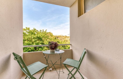Saint-Pierre-la-Mer Apartment | Studio le Neptune - Appt à 100m de la plage
