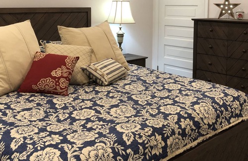 Edenton Apartment | Studio Loft at Edenton Harbor