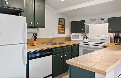 Bear Valley Condo | Studio Loft - Pets ok!! - CS #119 by Bear Valley Vacation Rentals