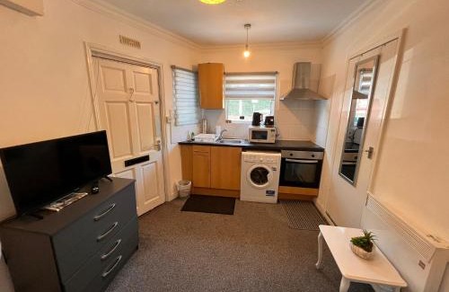 Leabridge Apartment | Studio London Hackney near Homerton Hospital