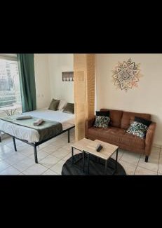 Chelles Apartment | Studio lumineux sans vis a vis avec balcon privé