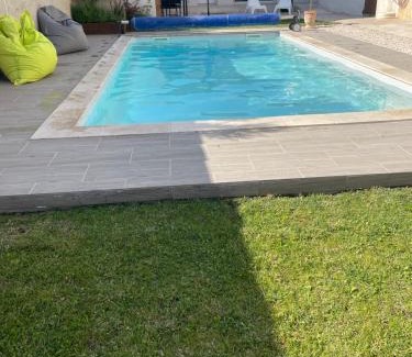 Sainte-Cecile-les-Vignes House | Studio moderne proche centre village