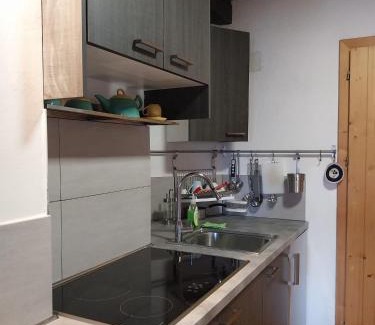 Cusiano Apartment | Studio Meditazione e Yoga