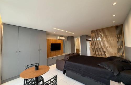 Ponta de Campina House | Studio Mobiliado com Vista Mar a 30m da Praia de Ponta de Campina