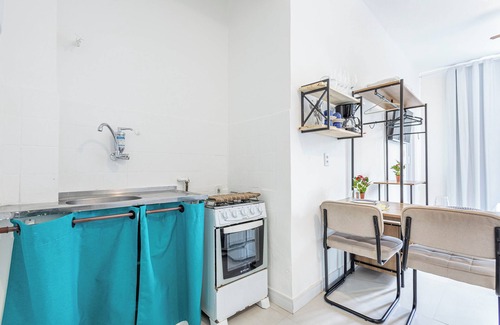 Catete Apartment | Studio na Zona Cultural do Rio! Ar Condicionado, Wi-fi, TV