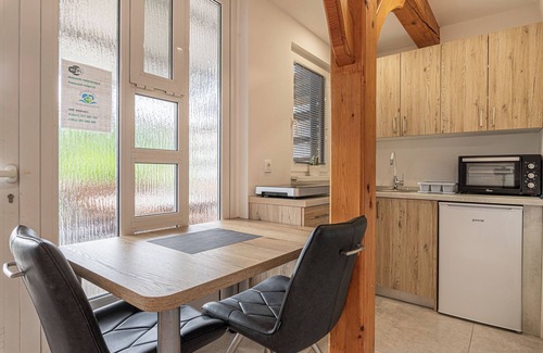 Marindol Apartment | Studio Natura Kolpa, Adlešiči, Slovenia