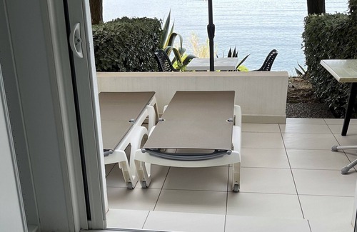 Casaglione Apartment | Studio N°1 in Tiuccia, waterfront, air-conditioned, wifi