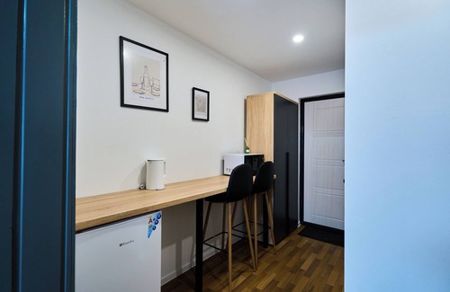 Chisinau Apartment | Studio Near Airport WiFi Valea Crucii 6