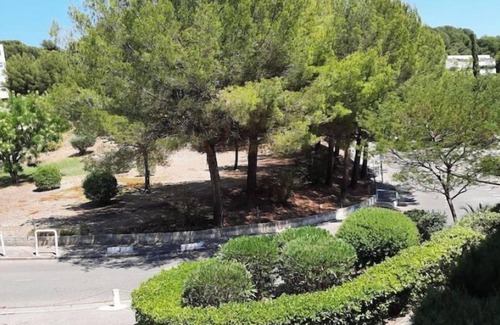 La Ciotat Apartment | Studio near beach with parking