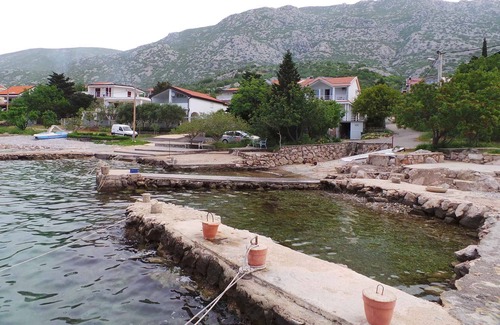 Ribarica Apartment | Studio near the sea