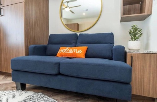 Urbana Apartment | Studio near UIUC/Yugo Guest Suites Bnn