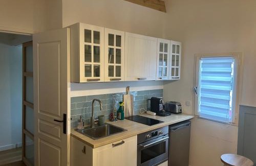 Parignargues Apartment | Studio neuf tout équipé 10 mn de Nîmes et du CHU