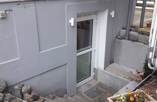 Wilhelmstadt Apartment | Studio no. 7, basement (24sqm) in green Spandau (13sqm)