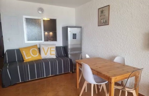 Le Brusc Apartment | Studio of 30m² with nice view on the sea