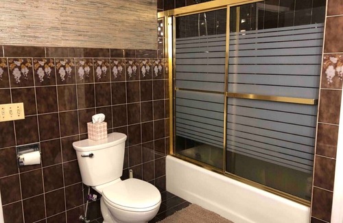 Federal Hill House | Studio on Federal Hill in DePasquale Square longterm stays please read disc.