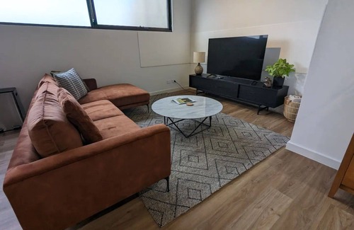 Kent Town Apartment | Studio on Mattingley