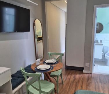 Boqueirao Apartment | Studio on the best beach in Santos with parking included