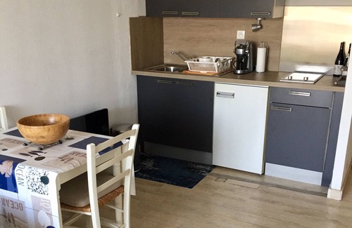 Sanary-sur-Mer Apartment | Studio on the port Sanary Sur Mer
