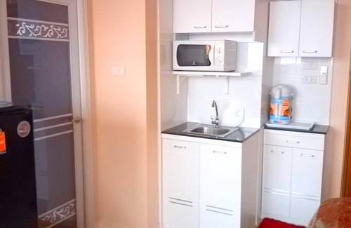 Nong Prue Apartment | Studio Pattaya East Chockchai by Strand