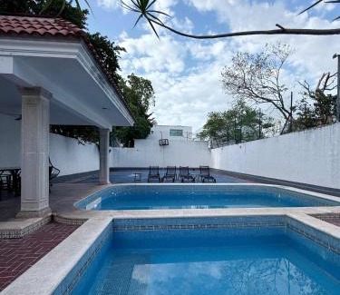 Merida Municipality Apartment | Studio Pi increible espacio con piscina y billar