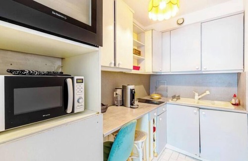15th Arrondissement Apartment | Studio Pour 3 Personnes
