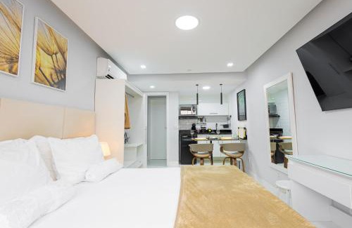 Praia do Jardim Apartment | Studio Praia do jardim 1 205A