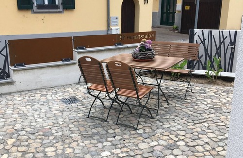 Schierstein Apartment | Studio-Private Bathroom-Balcony-Chambre