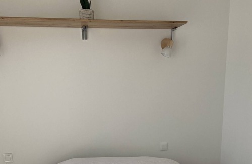 Mantes-la-Jolie Apartment | Studio Proche Gare et Centre Ville