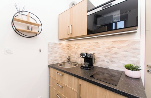 Rieumes Apartment | Studio Quiet Downtown Rieumes