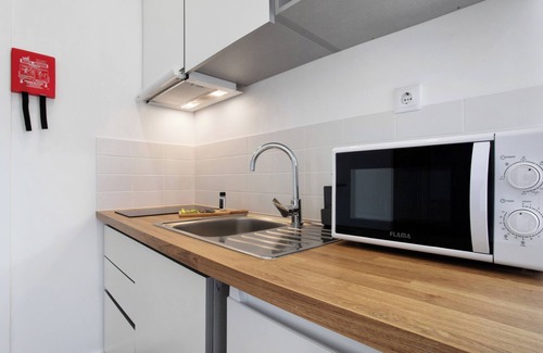Famalicao Apartment | Studio 'Quinta Dos Raposos - Villa Terra' with Shared Pool, Shared Terrace and Wi-Fi