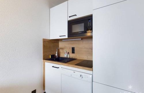 La Rosiere Apartment | Studio rénové 2* pour 4 pers., skis aux pieds, balcon exposé sud-ouest, proche commerces et garderie - FR-1-398-528
