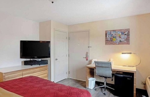 Clinton Apartment | Studio room + breakfast cleaning