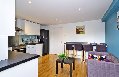 Woolwich Riverside House | Studio Room Private Bathroom @ Harlinger Lodge