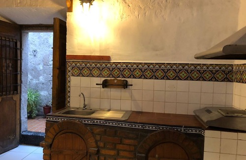 Historical Center Apartment | Studio Room with 2 Beds in Vibrant Arequipa City