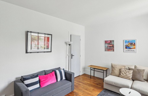 Quartier de l'Ecole-Militaire Apartment | Studio rue Monsieur 2FL - Invalides by B'Your Home