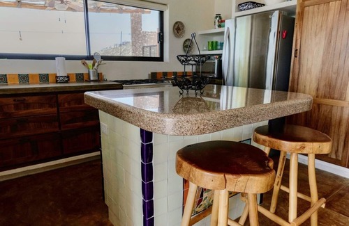El Sargento Cottage | studio separate casita with full kitchen