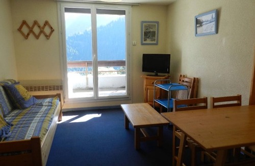 Le Pleynet Apartment | Studio ski-in/ski-out avec balcon, casier à skis et accès direct ESF au Haut-Bréda