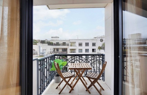Levallois-Perret Apartment | Studio Sleek & Refined - Levallois-Perret