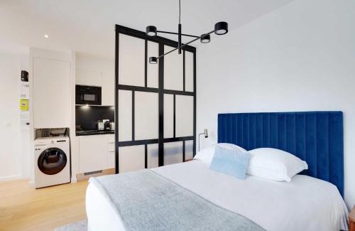 Levallois-Perret Apartment | Studio Sleek & Refined - Levallois-Perret
