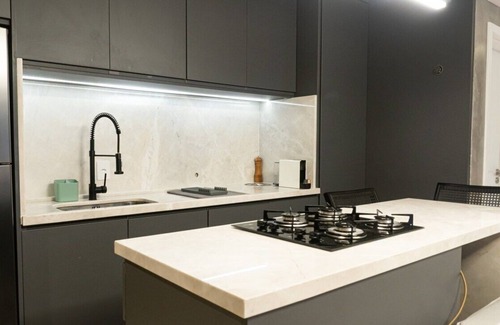 Agronomica House | Studio sofisticado próx. ao shopping | Centro