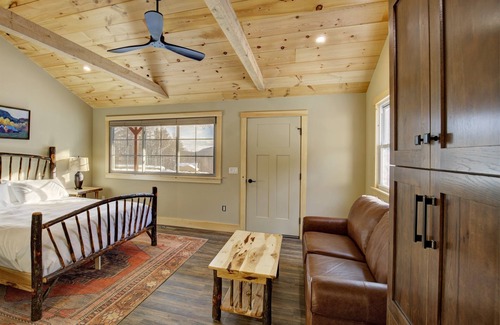 Sunapee Hotel | Studio Suite #1 at The Lodge | Minutes from Sunapee Harbor & Mount Sunapee