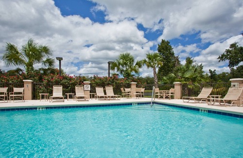 Tallahassee Apartment | Studio Suite Near Florida State University | Free Breakfast + On-Site Business Center
