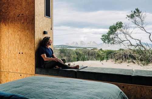Dolphin Sands Apartment | Studio Tasmania - Secluded Luxury Sanctuary