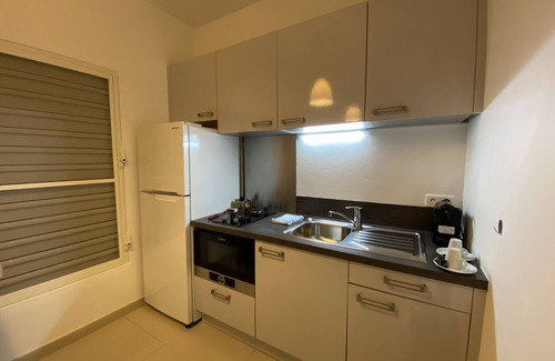 Terre Neuve Apartment | Studio Ti acropolis sea view