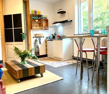 Overijse Apartment | Studio - Tour d'HÉLOÏSE - 10' de Bruxelles