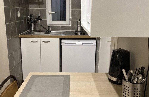 Saint-Mitre House | Studio Très Calme Dans les Hauteurs Marseillaises, à 20 Minutes du Centre Ville