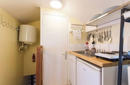 Secteur 2 Apartment | Studio under the roof USU31