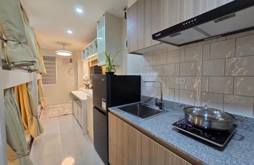 Iloilo City Proper Apartment | Studio Unit with 4 Fun Bunk Beds