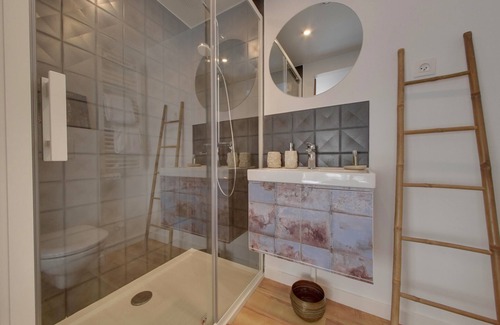 Quartier du chateau Apartment | Studio Viking Avec vue sur le Château au Cœur du Centre Ville de Caen