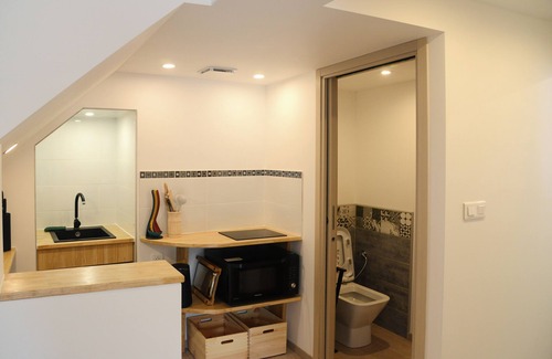 Clairvaux-les-Lacs Apartment | Studio village center